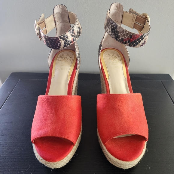 Brand New Never Worn Guess Wedge Sandals - Picture 6 of 6